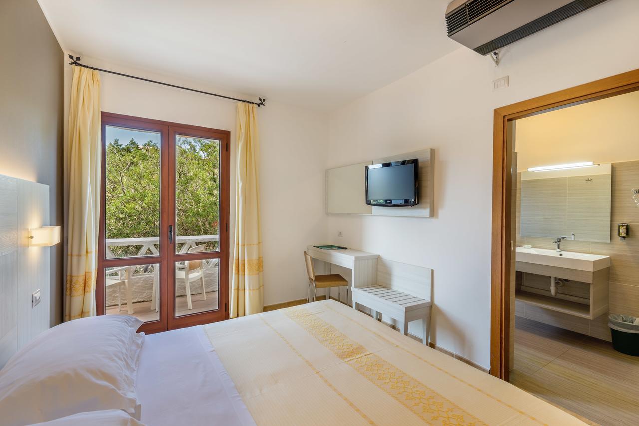 Hotel Mon Repos Baja Sardinia Exterior foto